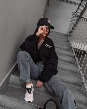 OLAVOGA TULIP pulóver