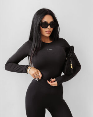 OLAVOGA TILESES felső